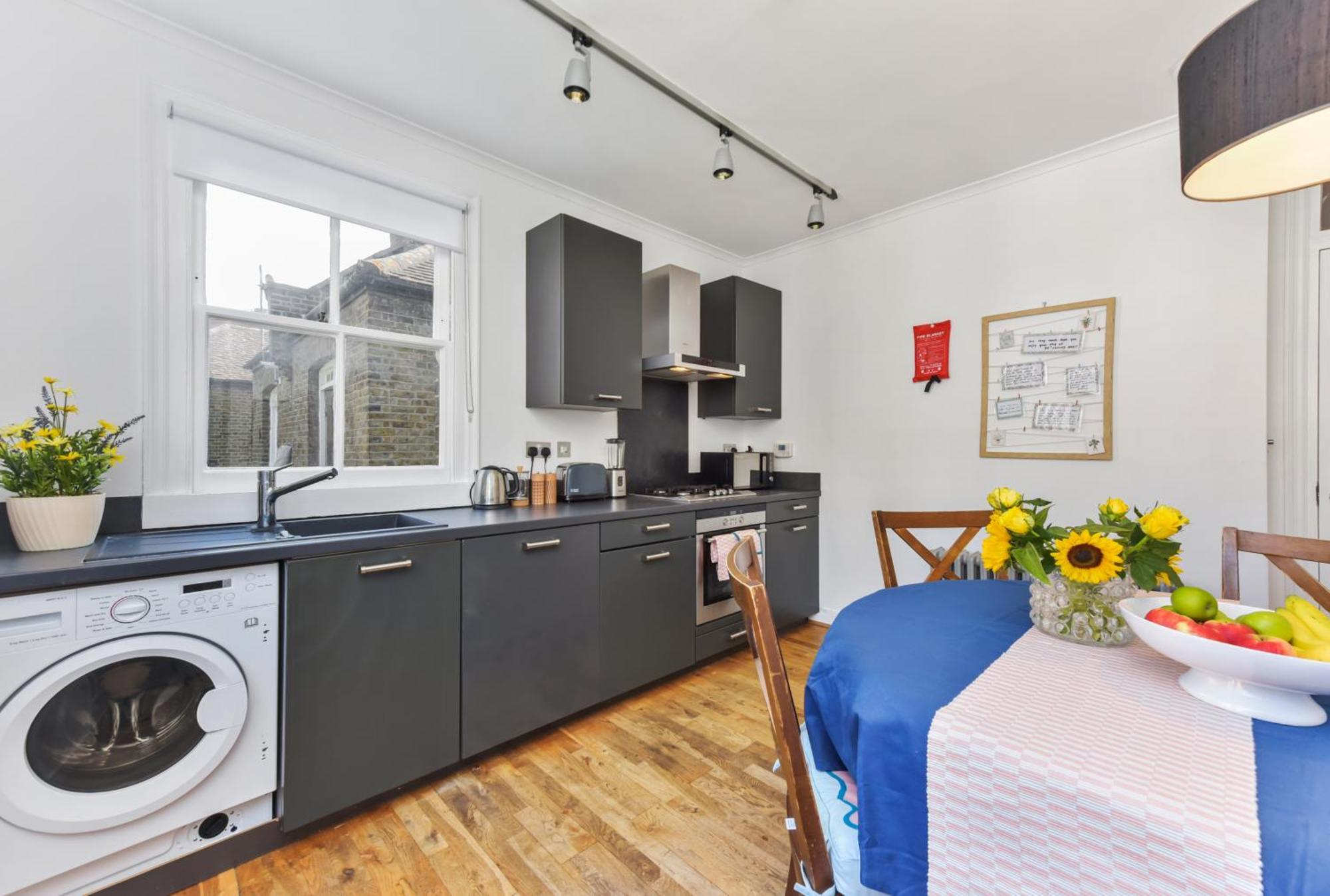 Apartment Spacious 3 Bed South Bank London